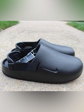 Nike All Black Calm Mules Men's 12 (Women's 13)